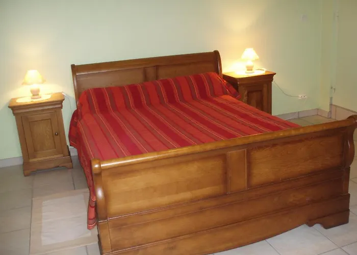 Oda ve Kahvaltı D'hotes De Froulay